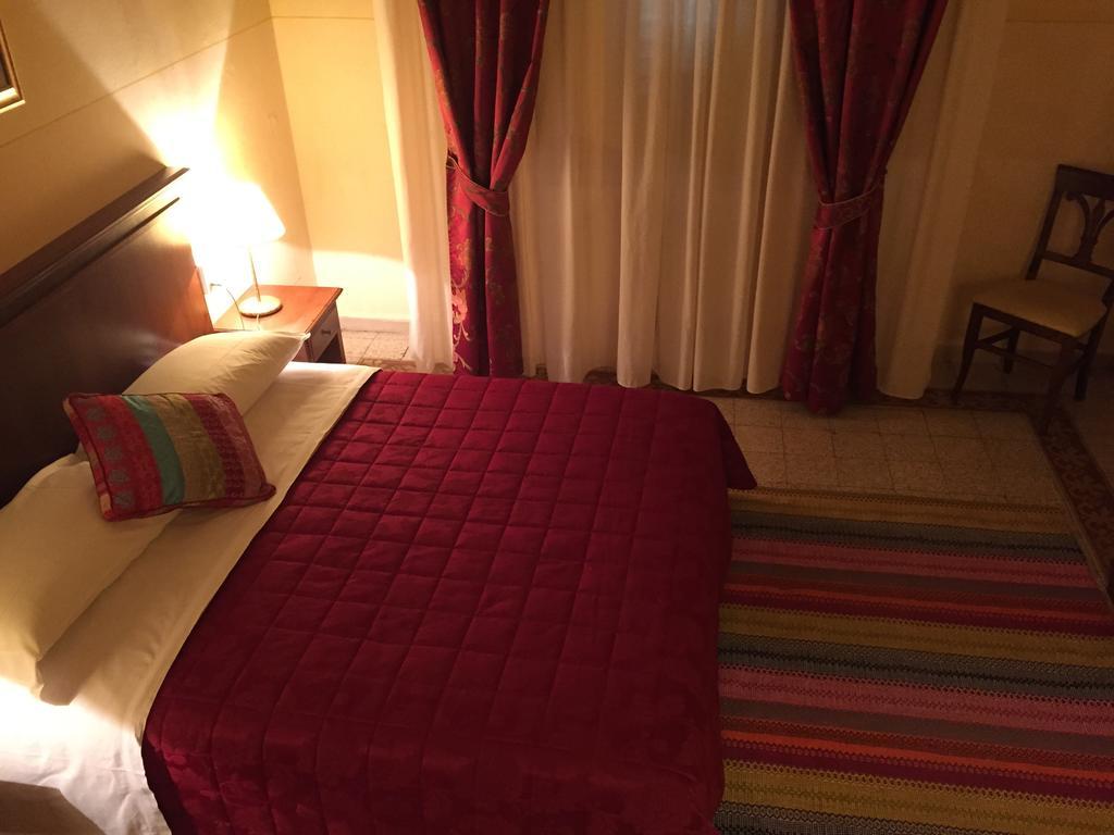 Astrid Hotel Florenz Zimmer foto